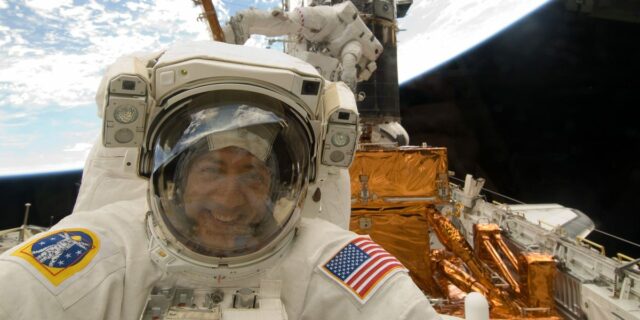 Astronauta de la NASA comparte ocasiones en las que fue rechazado por la agencia

 | Careers,video-to-text,nasa,astronaut,career-advancement,successs,rejection,job-hunt
