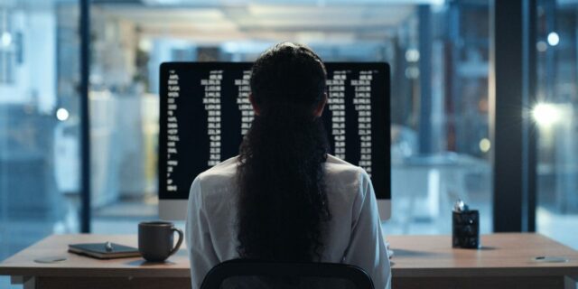 Los “gerentes puros” corren especial riesgo a medida que las empresas tecnológicas realizan despidos

 | Careers,middle-managers,coinbase,block,layoffs,ai-agents,org-charts,changing-workplace-big-bet,ai,artificial-intelligence