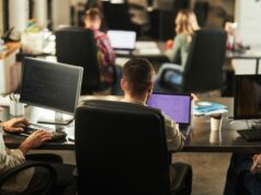 3 líderes explican los pros y los contras de gestionar equipos pequeños
| AI,tiny-teams,ai,leadership,careers,hiring,coinbase,ai-layoffs,tech-layoffs,contributor-2026,agnes-burgess-applegate 3 líderes explican los pros y los contras de gestionar equipos pequeños
| AI,tiny-teams,ai,leadership,careers,hiring,coinbase,ai-layoffs,tech-layoffs,contributor-2026,agnes-burgess-applegate