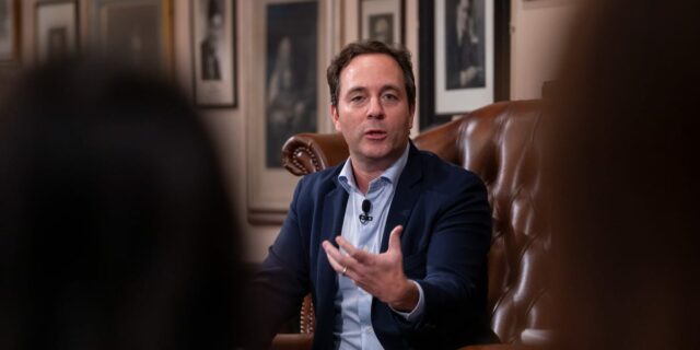 El director ejecutivo de Match Group explica por qué las aplicaciones de citas intimidan a la Generación Z

 | Tech,Culture,match-group,tinder,hinge