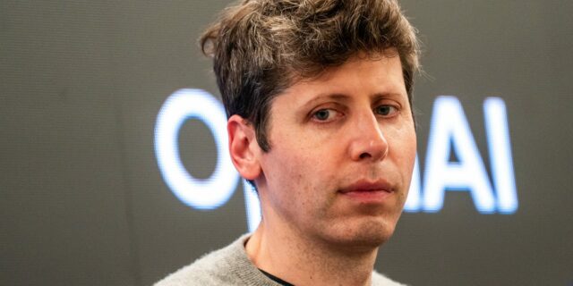 Vea los frenéticos textos de Sam Altman después de la expulsión de OpenAI 2023

 | Tech,Law,musk-v-altman,trial,openai,sam-altman,legal,ceos,lawsuit,tech