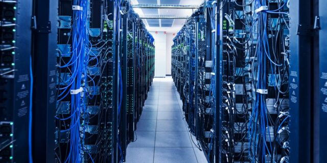 Cómo el capital privado está aprovechando la oportunidad de los centros de datos de 900 mil millones de dólares

 | Finance,private-equity,private-credit,data-center