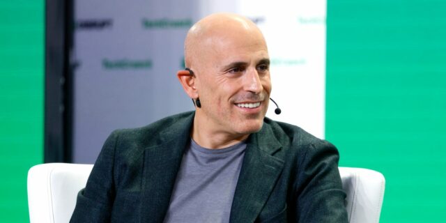 Marc Lore de Wonder utiliza IA para planificar comidas basándose en un análisis de sangre

 | Retail,Food,marc-lore,ai,wonder,food,food-industry,gig-economy,artificial-intelligence