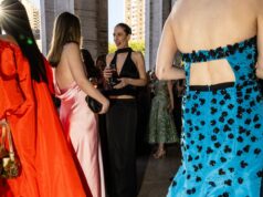 Gala de primavera del Ballet de la ciudad de Nueva York: mejor estilo urbano y símbolos de estatus
| Entertainment,new-york-city-ballet,taste,freelance-photography,rebecca-zisser Gala de primavera del Ballet de la ciudad de Nueva York: mejor estilo urbano y símbolos de estatus
| Entertainment,new-york-city-ballet,taste,freelance-photography,rebecca-zisser