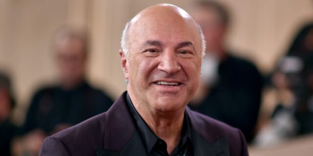 Kevin O'Leary dice que los estadounidenses no entienden los centros de datos

 | Tech,AI,data-center,ai,kevin-oleary