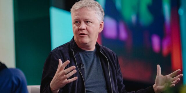El director ejecutivo de Cloudflare, Matthew Prince, admite que el nombre de su empresa no es genial

 | AI,Tech,Careers,cloudflare,ceo-interview,big-tech