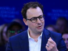 Anthropic amplía sus herramientas legales de IA, fortaleciendo a Claude Cowork
| Tech,AI,Law,anthropic,legal,saas,software,artificial-intelligence,limited-synd,beacon-industries-big-bet,legal-ai,legal-tech,ai Anthropic amplía sus herramientas legales de IA, fortaleciendo a Claude Cowork
| Tech,AI,Law,anthropic,legal,saas,software,artificial-intelligence,limited-synd,beacon-industries-big-bet,legal-ai,legal-tech,ai