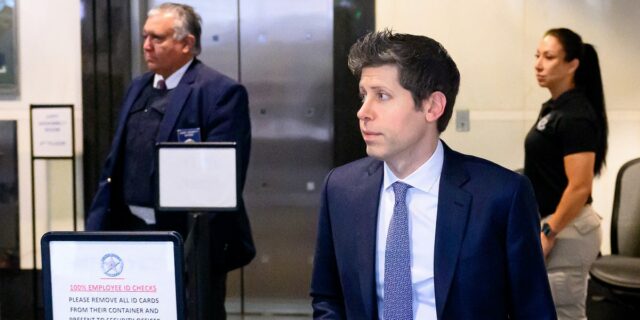 La comparecencia ante el tribunal de Sam Altman destaca sus La comparecencia ante el tribunal de Sam Altman destaca sus inversiones en tecnología
| Tech,Startups,musk-v-altman,elon-musk,sam-altman,trial,openai,net-worth,founders,startups