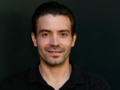 El modelo Gemini reducido de Google está ganando silenciosamente clientes de IA
| AI,Tech,google,gemini,anthropic,artificial-intelligence,generative-ai,vercel,developers,limited-synd,openai,ai,ai-race,google-gemini El modelo Gemini reducido de Google está ganando silenciosamente clientes de IA
| AI,Tech,google,gemini,anthropic,artificial-intelligence,generative-ai,vercel,developers,limited-synd,openai,ai,ai-race,google-gemini