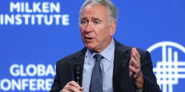 Ken Griffin de Citadel dice que la IA ahora es "real" después de años de escepticismo

 | AI,Finance,ai,artificial-intelligence,citadel,hedge-funds,finance,markets,ken-griffin