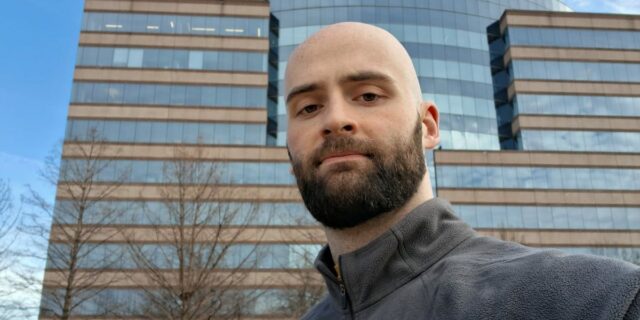 Analista de ingeniería consiguió trabajo en Google dentro de los Analista de ingeniería consiguió trabajo en Google dentro de los 90 días posteriores al despido de AWS
| Careers,Tech,amazon,layoffs,google,job-hunt,changing-workplace-big-bet