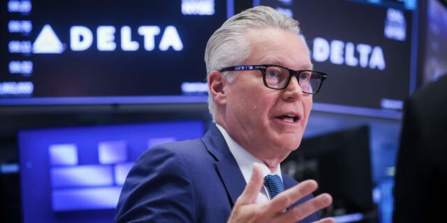 El director ejecutivo de Delta Air Lines apoya a Amazon El director ejecutivo de Delta Air Lines apoya a Amazon en Starlink por una razón principal
| Transportation,elon-musk,starlink,amazon,delta-air-lines,ceos,ed-bastian,trending-uk