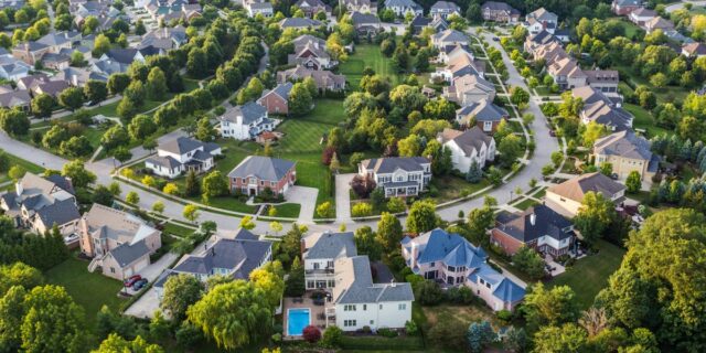 Las 15 mejores ciudades para vivir en 2026

 | Real Estate,housing-affordability,housing-market,midwest,sun-belt,affordability,memorial-day-save-2026