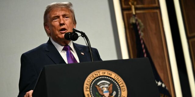 La reforma del pago de préstamos estudiantiles de Trump enfrenta una nueva demanda

 | Economy,student-debt,student-loans,nurses,education-department