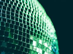 El nuevo logo de la aplicación Disco Ball de Spotify es terrible
| Tech,spotify,logo,design,spotify-wrapped,branding,marketing,redesigns El nuevo logo de la aplicación Disco Ball de Spotify es terrible
| Tech,spotify,logo,design,spotify-wrapped,branding,marketing,redesigns