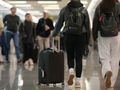 Cada vez más estadounidenses abandonan las vacaciones de verano, mientras que otros gastan más
| Travel,vacation,travel,survey,deloitte,summer,trending-uk Cada vez más estadounidenses abandonan las vacaciones de verano, mientras que otros gastan más
| Travel,vacation,travel,survey,deloitte,summer,trending-uk