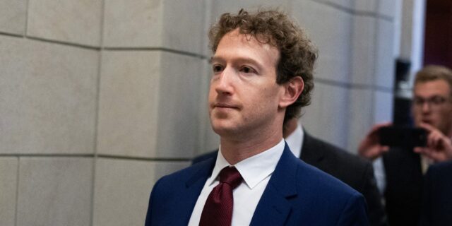 La estrategia detrás del tono más suave de Zuckerberg y su tranquilidad

 | Careers,Tech,meta,tech,layoffs,ai,changing-workplace-big-bet,leadership,mark-zuckerberg