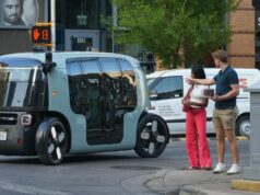 El director ejecutivo de Zoox dice que las empresas chinas de vehículos eléctricos tienen una ventaja en un área clave
| Transportation,zoox,autonomous-vehicle,china El director ejecutivo de Zoox dice que las empresas chinas de vehículos eléctricos tienen una ventaja en un área clave
| Transportation,zoox,autonomous-vehicle,china
