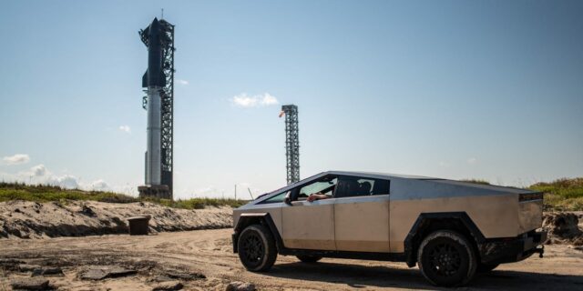 SpaceX compró Tesla Cybertrucks por valor de 131 millones de dólares

 | Tech,tesla,spacex,space-x-ipo,tesla-cybertruck,tesla-megapack,space-x-s-1,ipo,space-x-s-1-biz-details