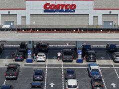 Hicimos un seguimiento de 45 artículos de Costco a medida que subían los precios de la gasolina. Esto es lo que ha cambiado.
| Retail,Energy,Economy,costco,gas-prices,inflation,fuel,consumer-prices,energy,walmart,retail,economy Hicimos un seguimiento de 45 artículos de Costco a medida que subían los precios de la gasolina. Esto es lo que ha cambiado.
| Retail,Energy,Economy,costco,gas-prices,inflation,fuel,consumer-prices,energy,walmart,retail,economy