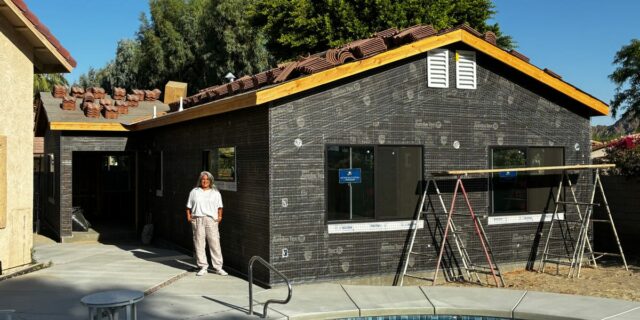 Estoy construyendo una casa para mi madre en mi patio Estoy construyendo una casa para mi madre en mi patio trasero en lugar de enviarla a un centro de vida asistida.
| Real Estate,adu,multigenerational-homes,elder-care,family,california,accessory-dwelling-units,memorial-day-save-2026