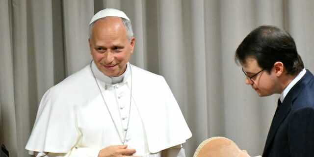 Tres conclusiones de la carta del Papa León sobre la IA

 | AI,Tech,pope,pope-leo-xiv,ai,artificial-intelligence,ai-backlash,ai-layoffs