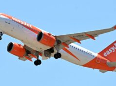 El accidente del banco de energía de un pasajero pone de relieve la seguridad de la aviación
| Transportation,power-banks,flight-woes,aviation,airlines,aviation-safety,easyjet,flight-diversion,trending-uk El accidente del banco de energía de un pasajero pone de relieve la seguridad de la aviación
| Transportation,power-banks,flight-woes,aviation,airlines,aviation-safety,easyjet,flight-diversion,trending-uk