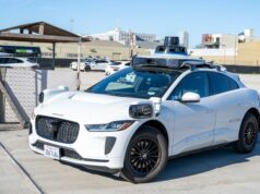 Los coches autónomos de Waymo se paran, se recomienda a los usuarios utilizar Uber o Lyft
| Tech,Transportation,waymo,uber,lyft,self-driving-technology,san-francisco,autonomous-car,ride-hailing,self-driving-cars,autonomous-driving Los coches autónomos de Waymo se paran, se recomienda a los usuarios utilizar Uber o Lyft
| Tech,Transportation,waymo,uber,lyft,self-driving-technology,san-francisco,autonomous-car,ride-hailing,self-driving-cars,autonomous-driving
