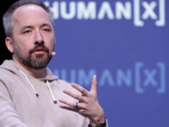 Drew Houston de Dropbox nombra codirector ejecutivo y considera renunciar: lea los memorandos
| Tech,ceos,memo,dropbox,drew-houston,executive-changes,leadership Drew Houston de Dropbox nombra codirector ejecutivo y considera renunciar: lea los memorandos
| Tech,ceos,memo,dropbox,drew-houston,executive-changes,leadership