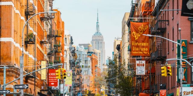 Tres maneras en que Mamdani planea hacer que la vivienda Tres maneras en que Mamdani planea hacer que la vivienda en Nueva York sea más asequible
| Economy,cost-of-the-city,housing,rent,mortgage,affordable-housing,new-york-city