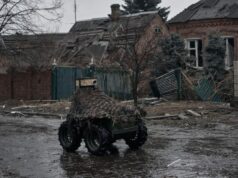 Cómo un oscuro impuesto a los vehículos eléctricos le costó a Ucrania miles de robots de combate este año
| Military & Defense,ukraine-war,warfare-big-bet,uncrewed-ground-vehicles,drone-warfare Cómo un oscuro impuesto a los vehículos eléctricos le costó a Ucrania miles de robots de combate este año
| Military & Defense,ukraine-war,warfare-big-bet,uncrewed-ground-vehicles,drone-warfare