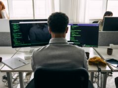 El ex CRO de Snowflake dice que los mejores ingenieros no quieren este trabajo de IA en auge
| Tech,Careers,AI,snowflake,forward-deployed-engineers El ex CRO de Snowflake dice que los mejores ingenieros no quieren este trabajo de IA en auge
| Tech,Careers,AI,snowflake,forward-deployed-engineers