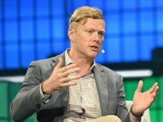 El debate sobre Tokenmaxxing alcanza nuevas alturas a medida que el ejecutivo de Uber se vuelve viral
| Tech,AI,tokenmaxxing,ai,silicon-valley,uber,ai-bubble,ai-adoption,fake-work,work-trends,limited-synd,changing-workplace-big-bet,ai-spending,costs El debate sobre Tokenmaxxing alcanza nuevas alturas a medida que el ejecutivo de Uber se vuelve viral
| Tech,AI,tokenmaxxing,ai,silicon-valley,uber,ai-bubble,ai-adoption,fake-work,work-trends,limited-synd,changing-workplace-big-bet,ai-spending,costs