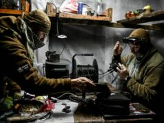 Ucrania dice a Occidente: los centros de mando de drones deben ser móviles y subterráneos
| Military & Defense,drone-warfare,ukraine,drones,drone Ucrania dice a Occidente: los centros de mando de drones deben ser móviles y subterráneos
| Military & Defense,drone-warfare,ukraine,drones,drone