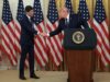 Trump le dice a Warsh que «sea completamente independiente» como presidente de la Reserva Federal. “No me miréis”, dijo el presidente.
| Trump le dice a Warsh que "sea completamente independiente" como presidente de la Reserva Federal. “No me miréis”, dijo el presidente.
|
