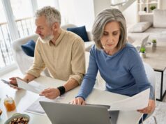 Tres preguntas que debe hacerse antes de asaltar su 401(k) para un retiro definitivo
| Tres preguntas que debe hacerse antes de asaltar su 401(k) para un retiro definitivo
|
