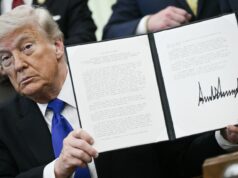 Ahorrar para la jubilación cuando se gana menos de $35,000 no será mucho más fácil bajo la nueva orden ejecutiva de Trump
| Ahorrar para la jubilación cuando se gana menos de $35,000 no será mucho más fácil bajo la nueva orden ejecutiva de Trump
|