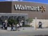 La gente está poniendo menos gasolina en sus tanques a medida que los altos precios reducen los presupuestos, dice Walmart
| La gente está poniendo menos gasolina en sus tanques a medida que los altos precios reducen los presupuestos, dice Walmart
|