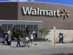 La gente está poniendo menos gasolina en sus tanques a medida que los altos precios reducen los presupuestos, dice Walmart
| La gente está poniendo menos gasolina en sus tanques a medida que los altos precios reducen los presupuestos, dice Walmart
|