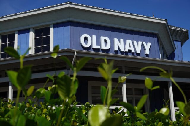 Las acciones de Gap y American Eagle están aplastadas y ninguno de los minoristas culpa a la economía

 | 