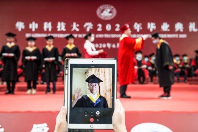 Por qué Estados Unidos está perdiendo la guerra de la Por qué Estados Unidos está perdiendo la guerra de la productividad de la IA frente a 3,5 millones de graduados chinos en STEM
|