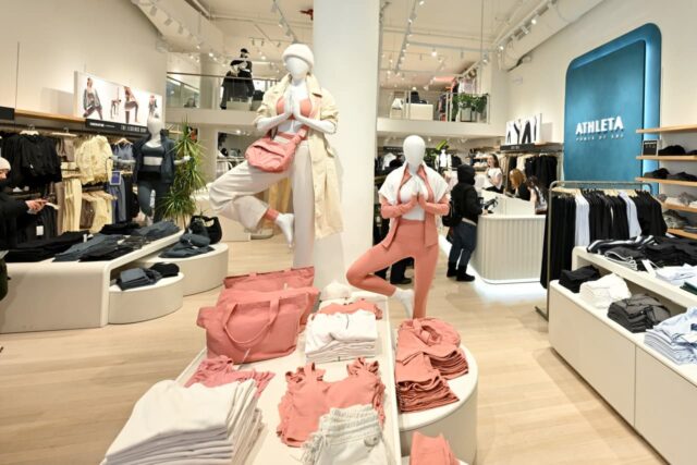 Así es como Athleta, fabricante de ropa de yoga de Así es como Athleta, fabricante de ropa de yoga de Gap, pasó de ser básico a genérico
|