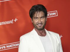 El actor Niko Foster vende una extraordinaria mansión en Nevada por 22 millones de dólares
| El actor Niko Foster vende una extraordinaria mansión en Nevada por 22 millones de dólares
|