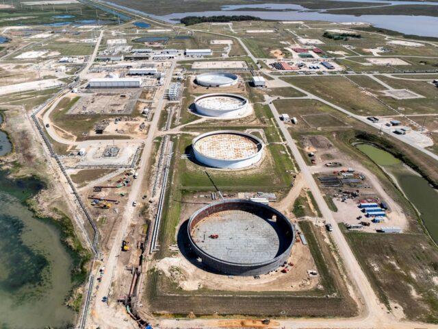 Esta es la verdadera historia detrás de la caída récord Esta es la verdadera historia detrás de la caída récord de las reservas de petróleo de EE.UU.
|