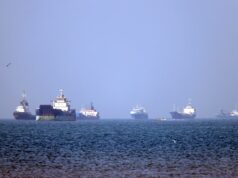 Los futuros del petróleo caen después de que Trump suspendiera los esfuerzos de Estados Unidos para reabrir parcialmente el Estrecho de Ormuz
| Los futuros del petróleo caen después de que Trump suspendiera los esfuerzos de Estados Unidos para reabrir parcialmente el Estrecho de Ormuz
|