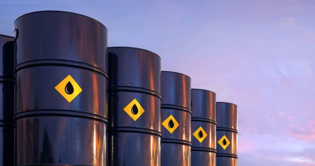 Los gráficos del precio del petróleo produjeron una tendencia que no se había visto en 36 años. ¿Qué pasó la última vez?

 | 