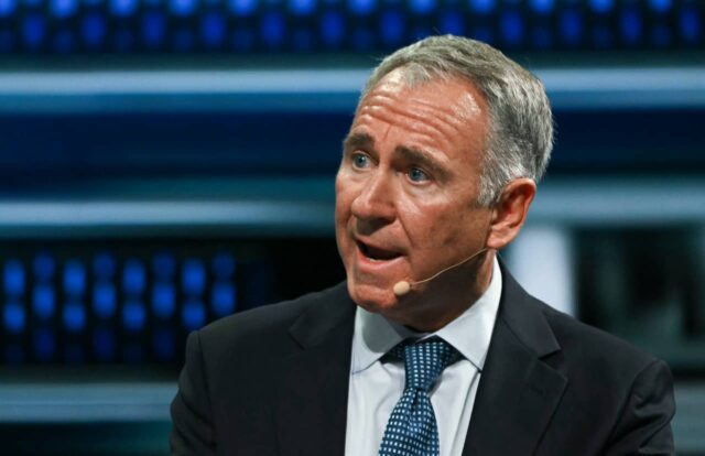 "¿Por qué los estadounidenses creen que podemos hacer el socialismo?", pregunta el gestor de fondos de cobertura Ken Griffin

 | 