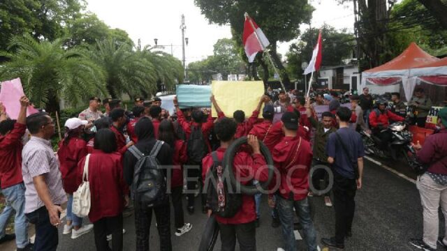 Mañana BEM UBK organiza una manifestación en el Palacio con Mañana BEM UBK organiza una manifestación en el Palacio con 6 reivindicaciones
|