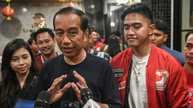 Respuesta de los voluntarios al anuncio de que Jokowi se Respuesta de los voluntarios al anuncio de que Jokowi se unirá al ISP
|