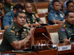 TNI AD ayuda al gobierno local a convertir residuos en combustible
| TNI AD ayuda al gobierno local a convertir residuos en combustible
|